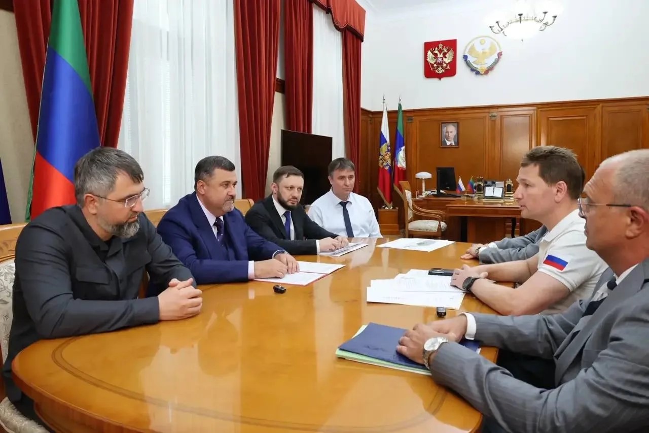 В Дагестане обсуждают запуск городской электрички между Махачкалой и Каспийском