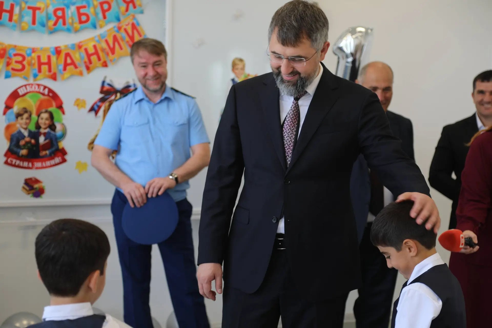 Около 46 тысяч первоклассников пошли в школы Дагестана 1 сентября