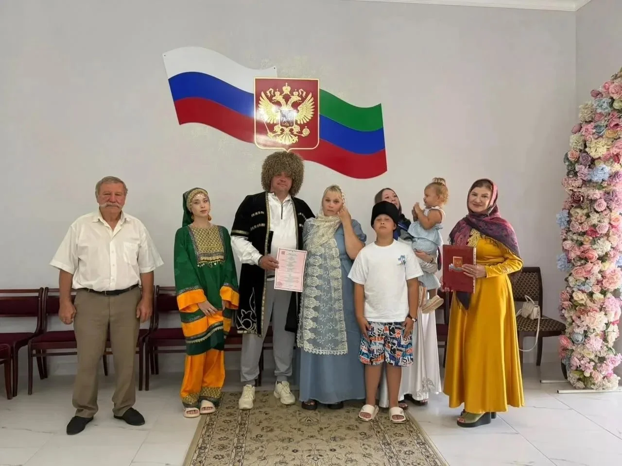 В Избербаше на День единства народов Дагестана поженились туристы из Мордовии