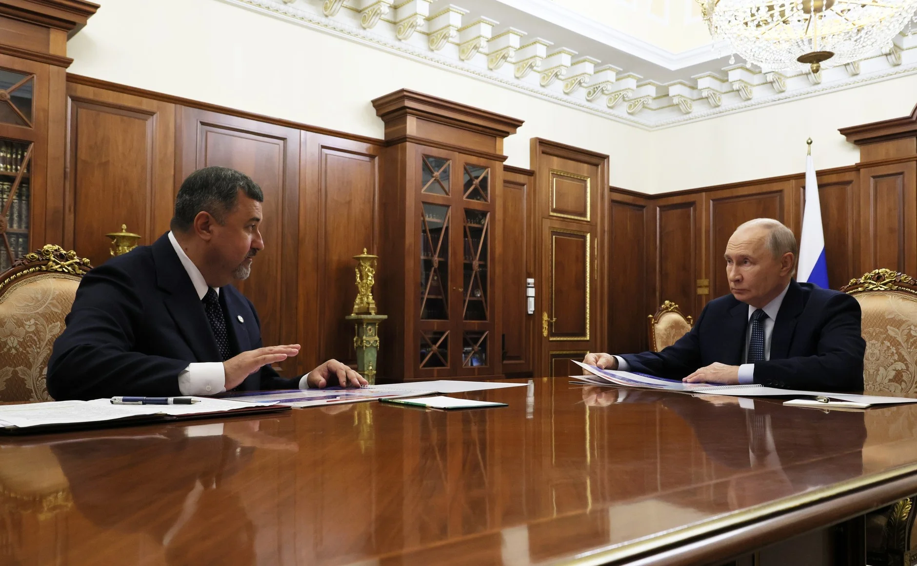 Щукин доложил Путину о восстановлении после паводков и поддержке участников СВО в Дагестане