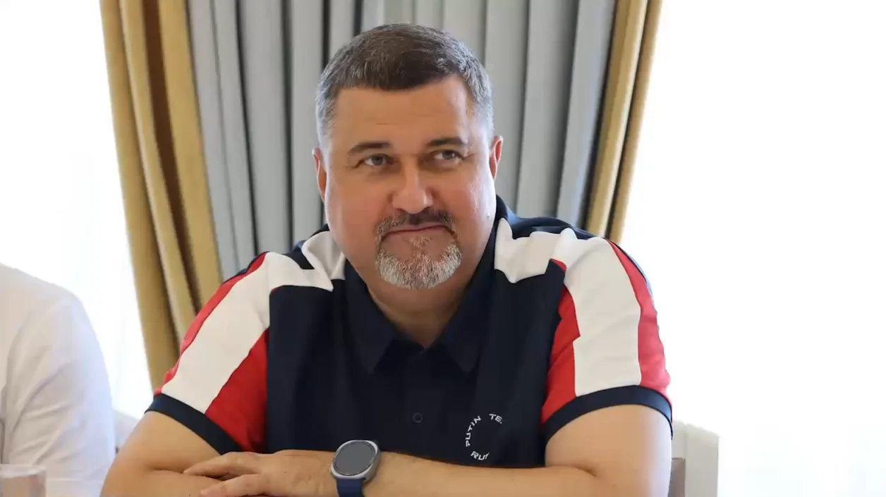 Щукин отобрал кандидатов в «Команду Дагестана» по IT и молодежной политике