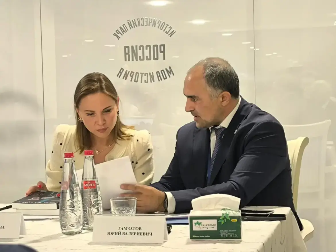 В Махачкале презентовали приложение с дополненной реальностью для национальных газет