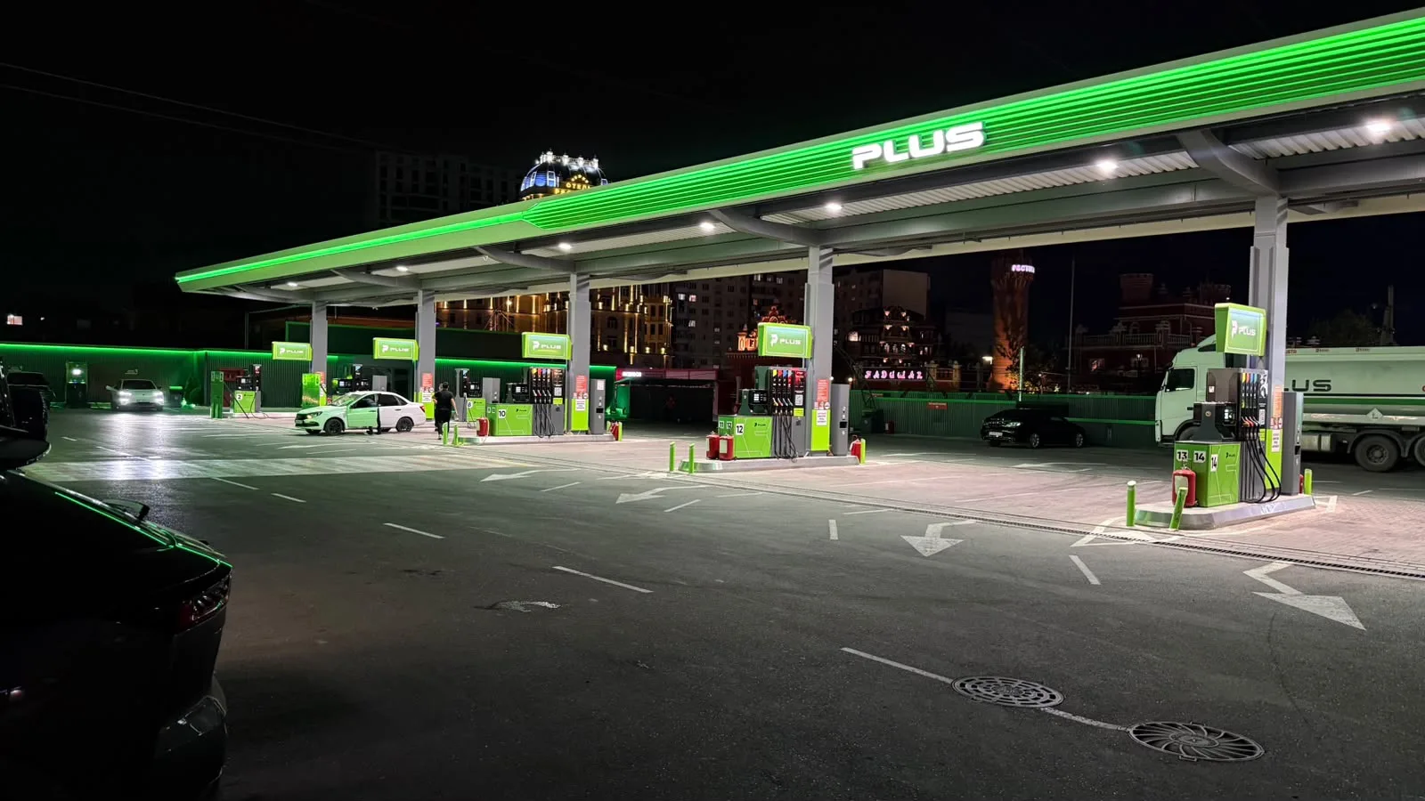 В Каспийске после устранения нарушений возобновила работу АЗС PLUS