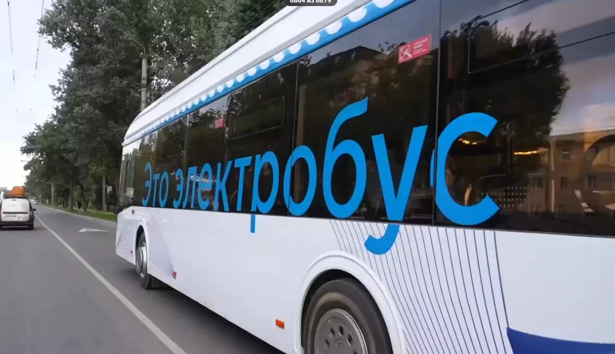 Электробус вышел на маршрут № 5 в Махачкале
