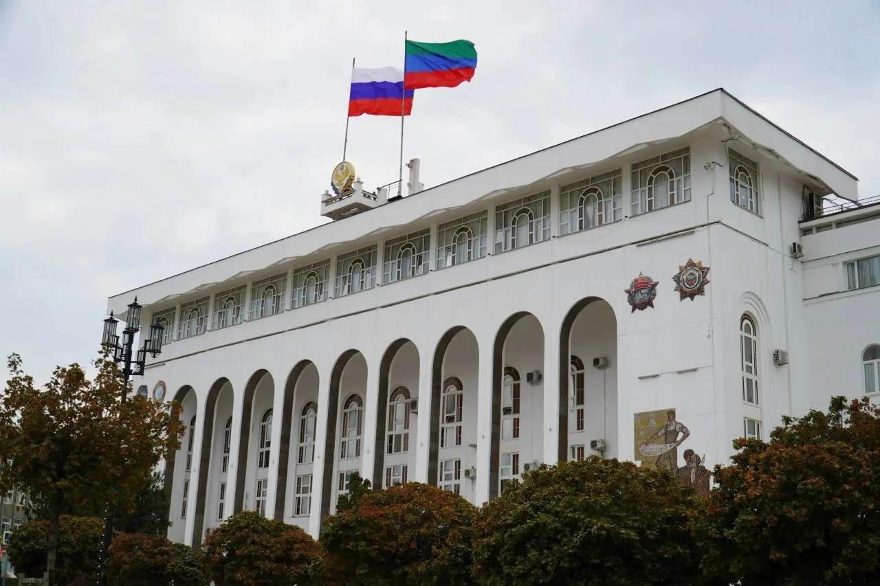 Правительство Дагестана сложило полномочия перед новым главой республики