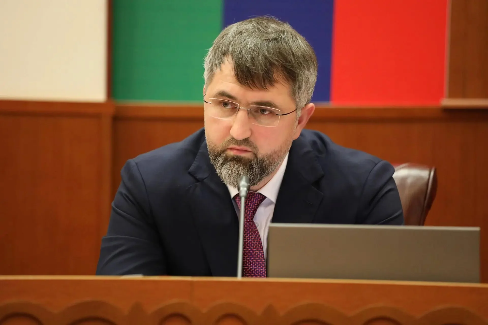Рамазанов встретился с фракцией «Единая Россия» перед сессией парламента