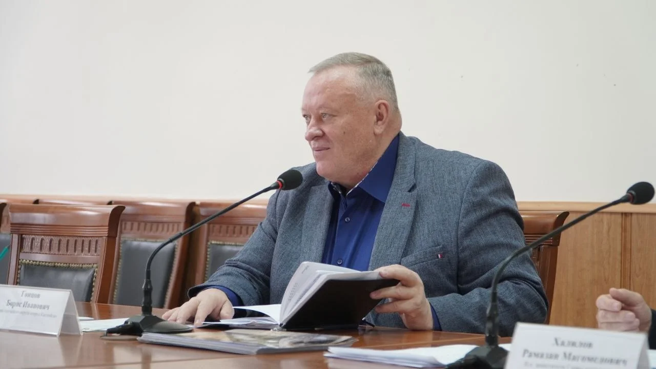 Экс-мэра Каспийска задержали по делу о взятке