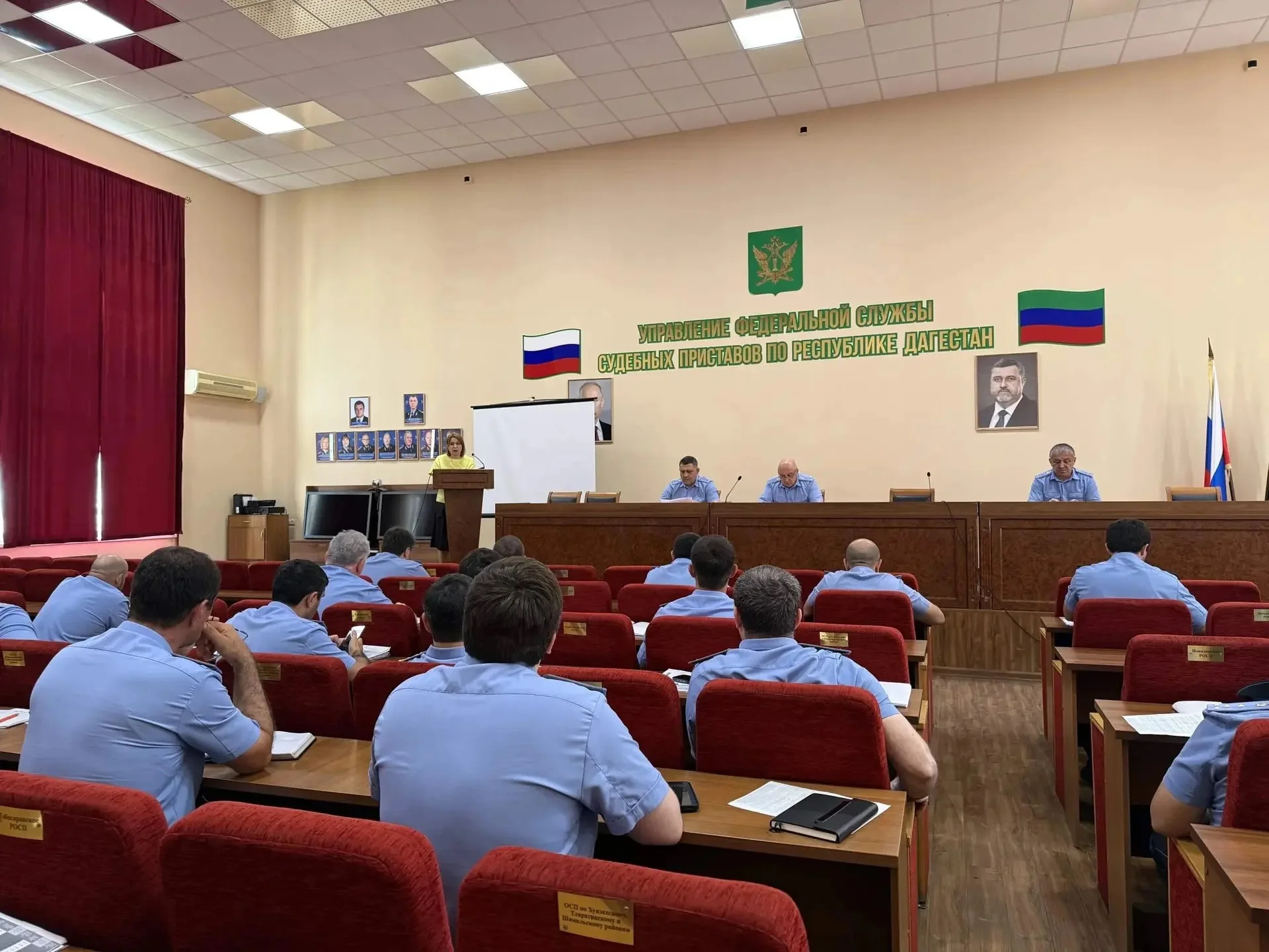 Дагестанские приставы взыскали более 4 млрд рублей долгов