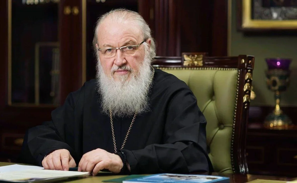 Патриарх Кирилл поздравил Фёдора Щукина с юбилеем и вручил орден