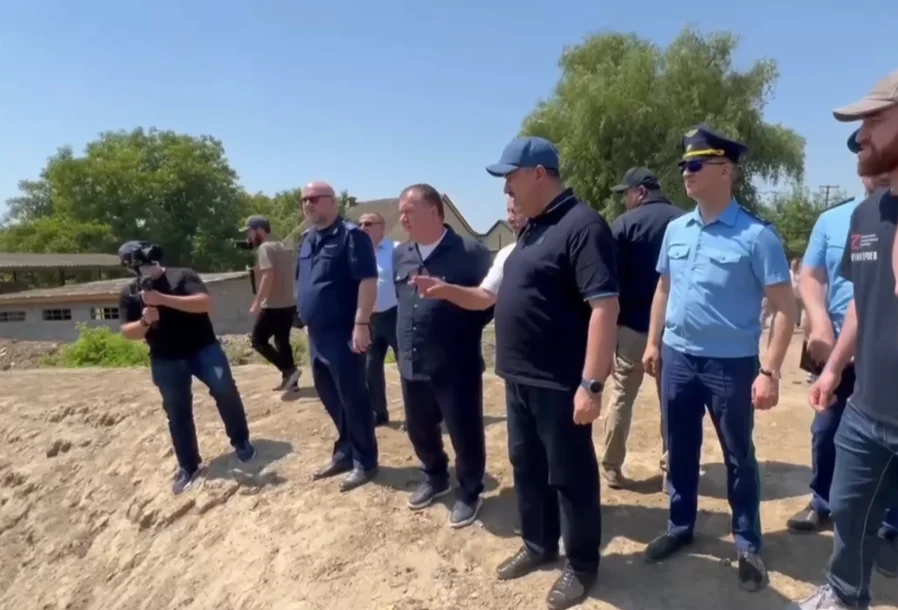 Фёдор Щукин проверил восстановление русла реки Акташ и скотопрогонной трассы