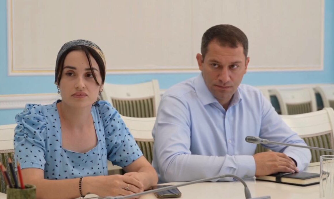 В Махачкале семье участника СВО помогли устроить ребёнка в детсад