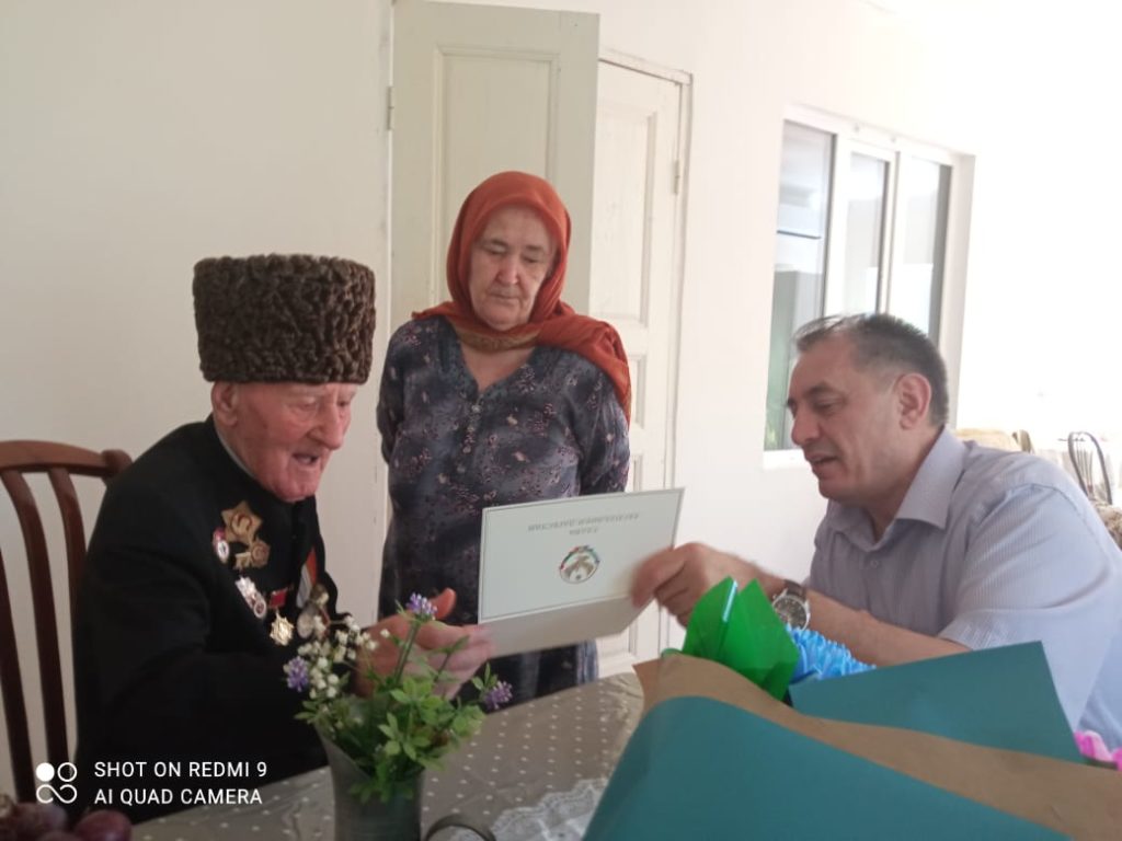 вручение медли Ибрагим-Паше Садыкову