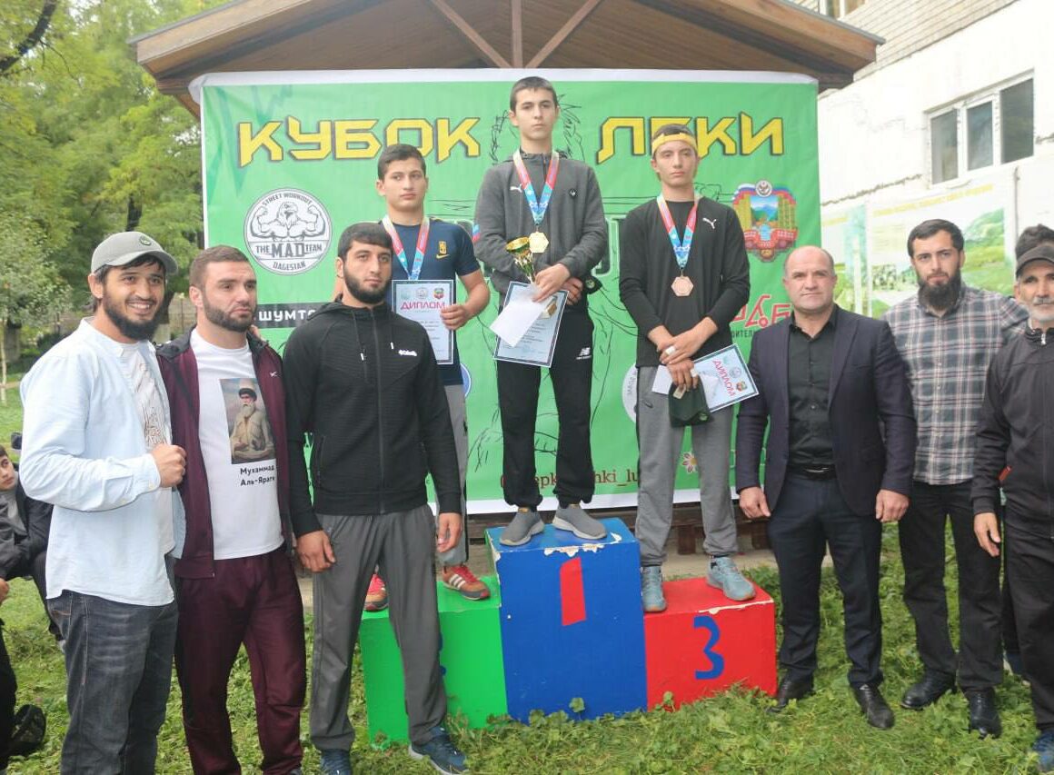 Соревнования по воркауту прошли в Хивском районе