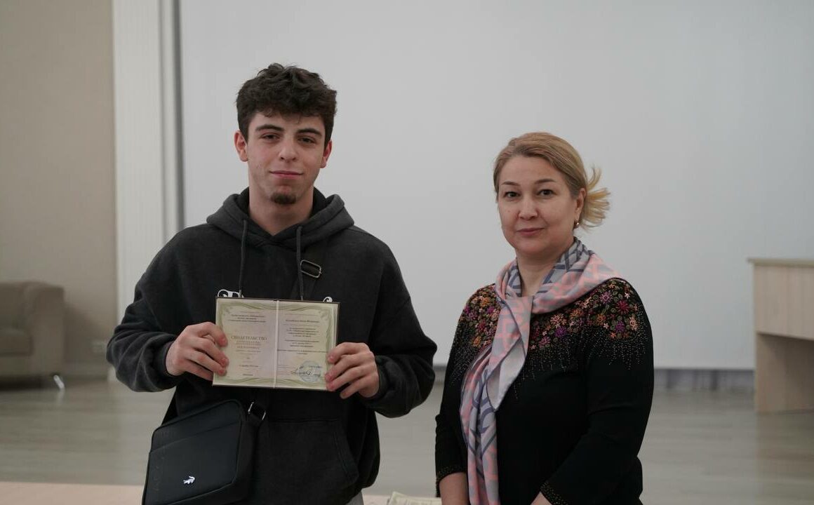 В Гуманитарно-педагогическом колледже состоялась ярмарка вакансий