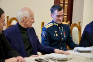 Герой России Темирлан Абуталимов вернулся в Дагестан
