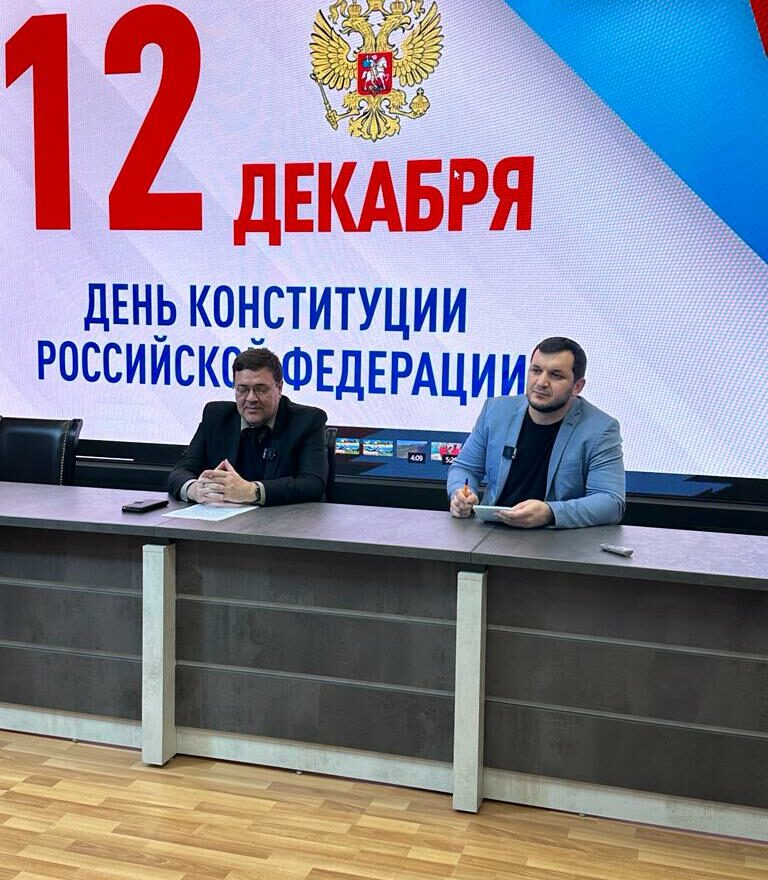 Караченцев: Нормы обновленной Конституции России дают возможность преодолевать внешние вызовы