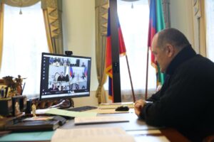 Глава Дагестана поблагодарил глав муниципалитетов за поддержку семей участников СВО