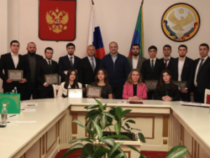 Сергей Меликов поблагодарил дагестанскую молодежь за популяризацию культуры родного края в Москве