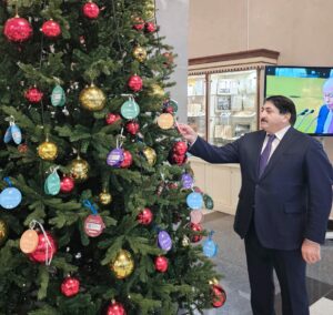 Джамалдин Гасанов исполнил новогодние желания детей-инвалидов