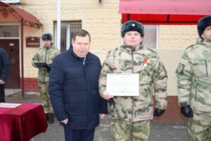 Кизлярские росгвардейцы - участники СВО получили высокие госнаграды