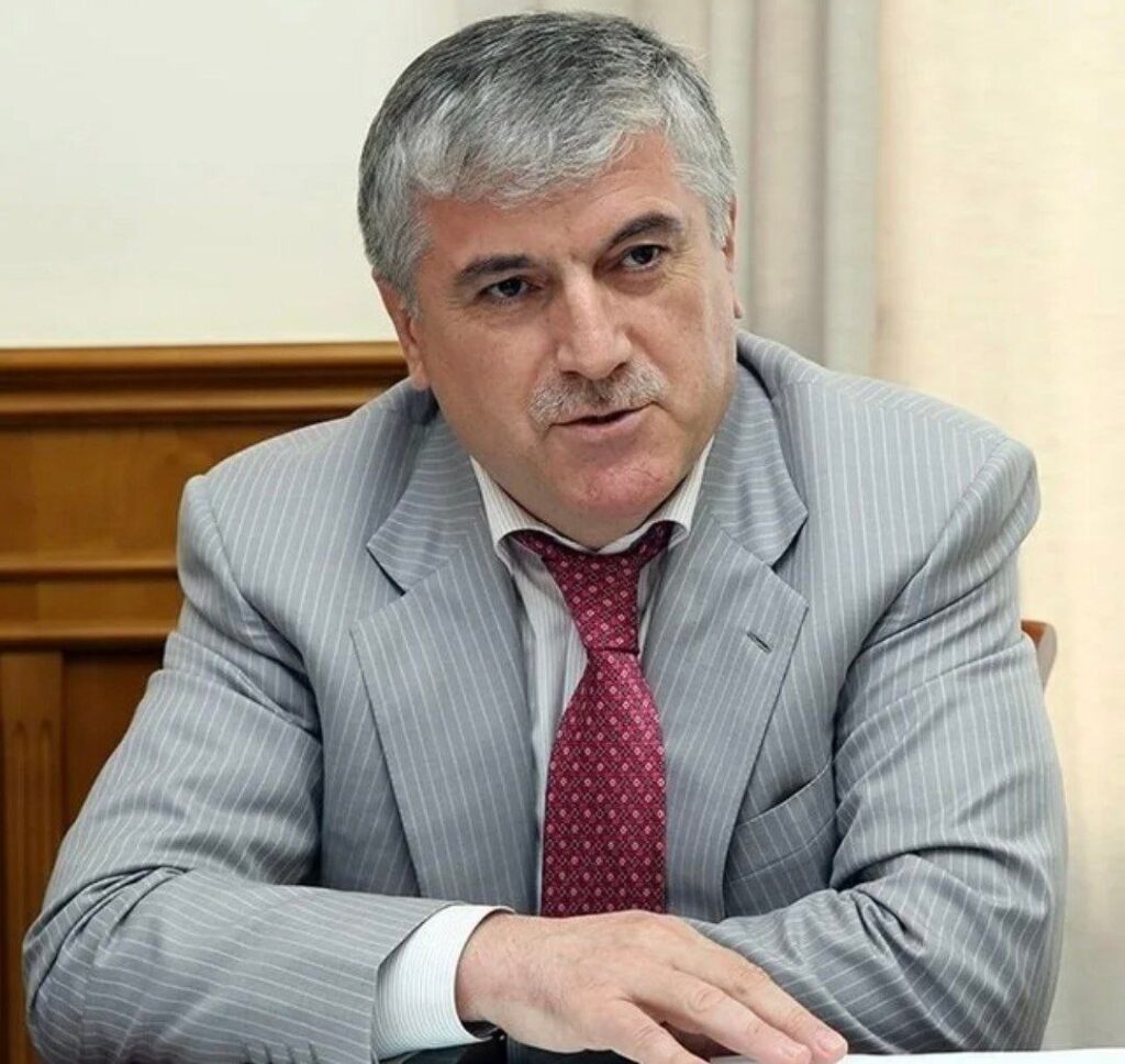Юсуп Умавов поздравил жителей столицы с Днем родного языка