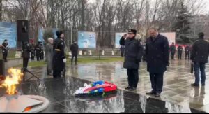 Сергей Меликов и Владимир Касатонов возложили цветы