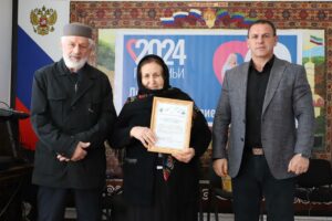 В Табасаранском районе многодетные семьи получили благодарственные письма от главы муниципалитета