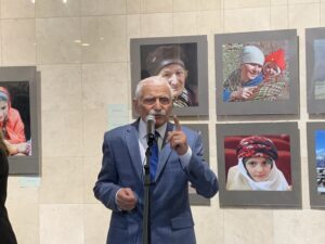 В музее истории Махачкалы открылась фотовыставка Камиля Чутуева «Лицом к лицу»