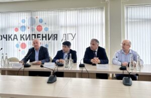 Магомед Курбанов встретился со студентами ДГУ