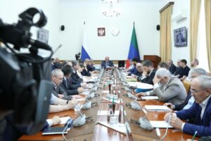 Абдулмуслим Абдулмуслимов провел совещание по проблеме утилизации отходов в республике