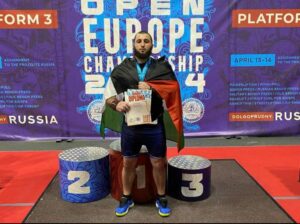 Зелимхан Пашаев стал двукратным чемпионом Европы по пауэрлифтингу