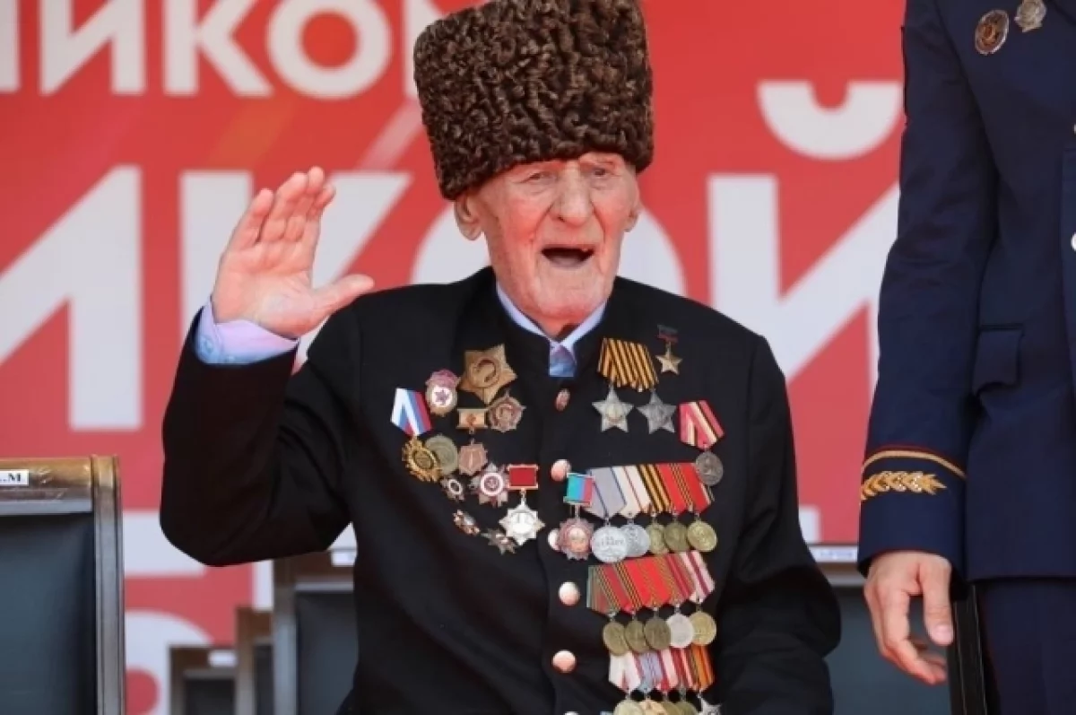 100-летний ветеран Ибрагим-Паша Садыков встретится с Владимиром Путиным