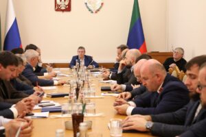 Координационный штаб по строительству обсудил реализацию нацпроектов в Дагестане