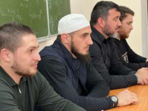В ДГПУ прошел открытый диалог