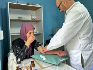 Минтруда РД организовало профилактические медицинские осмотры для пожилых дагестанцев