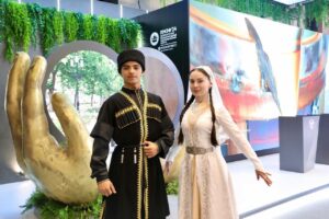 Дагестанский стенд на ПМЭФ встречает первых гостей