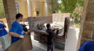 Волонтеры Дагестана помогают устранять последствия нападений