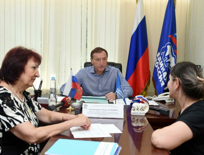 Заур Аскендеров рассмотрел обращения жителей республики