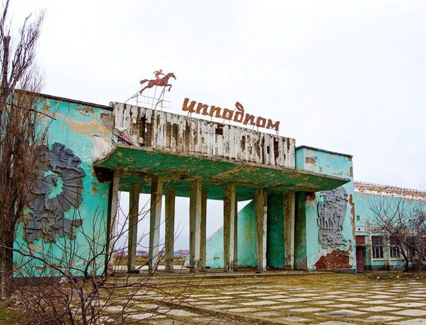 Махачкала преображает территорию ипподрома