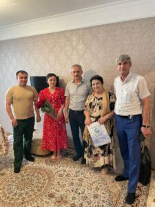 Энрик Муслимов поздравил семью участника СВО