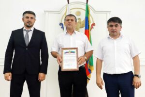 Сергей Меликов наградил жителей Табасаранского района