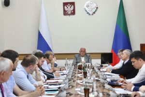 В Дагестане обеспечат трудовые гарантии госслужащих - участников СВО