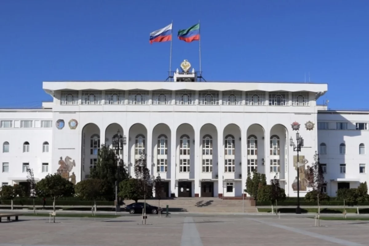 Абдулмуслимов назначил нескольких начальников в различных ведомствах