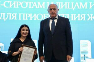 163 сироты в Дагестане получили жилищные сертификаты на покупку квартир