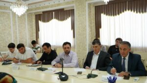 Абдурахман Махмудов провел прием граждан в Хасавюрте