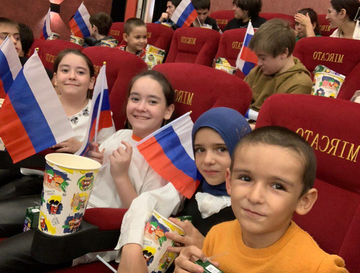 Сайгидпаша Умаханов организовал благотворительную акцию для воспитанников реабилитационного центра