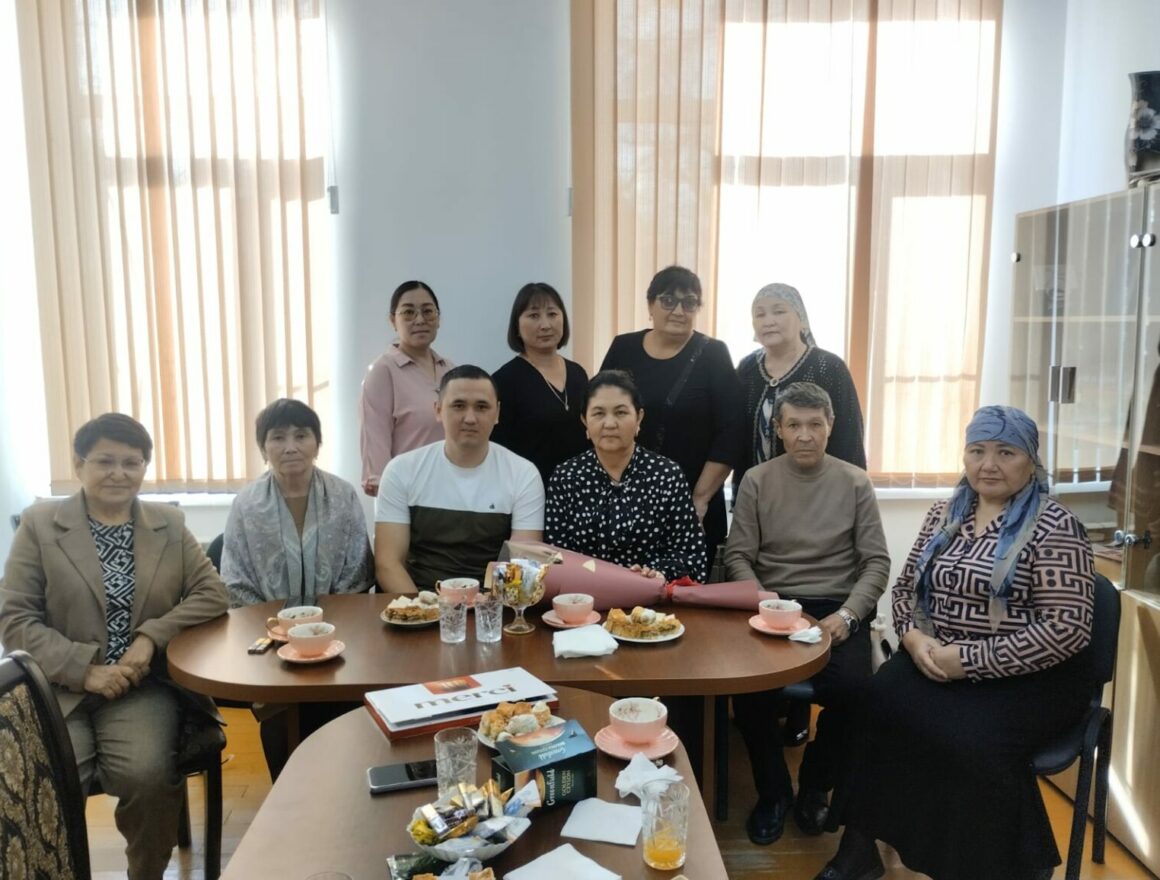 Коллектив «Голос степи» провел встречу с участником СВО
