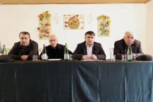 Глава Табасаранского района обсудил развитие сел Чулат и Гюхряг с жителями