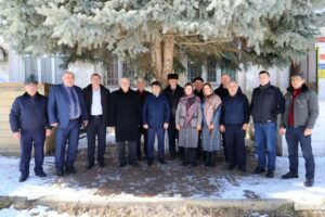 Глава Табасаранского района поздравил работников СМИ с Днем российской печати