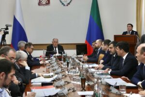 Правительство Дагестана наладит сотрудничество с банком "Ак Барс"